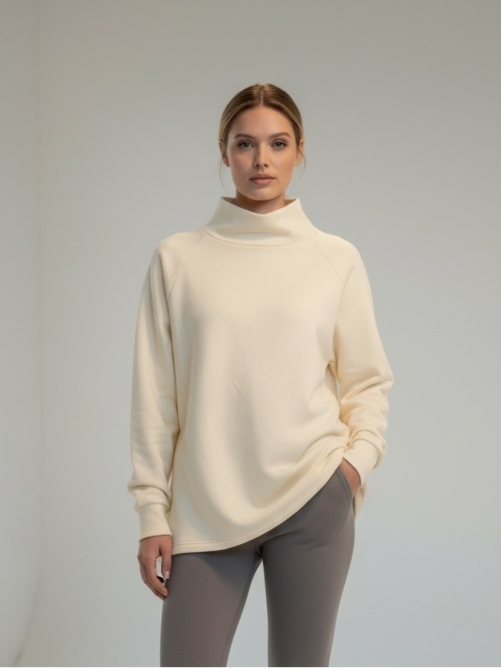 NWOT Varley Cream Viscose Blend Adjustable Waist Funnel Neck Sweatshirt M